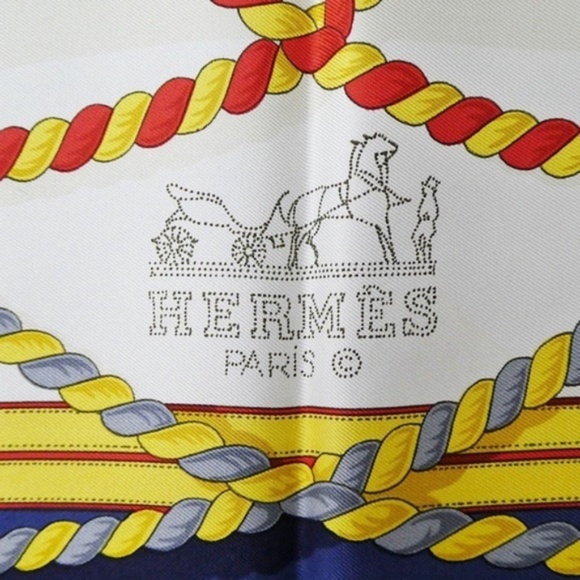 100% Auth Hermes "Grande Tenue" 100% Silk Scarf - Picture 6 of 8